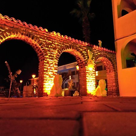 Club Aquarium Hotel & Spa غوفرجينليك المظهر الخارجي الصورة