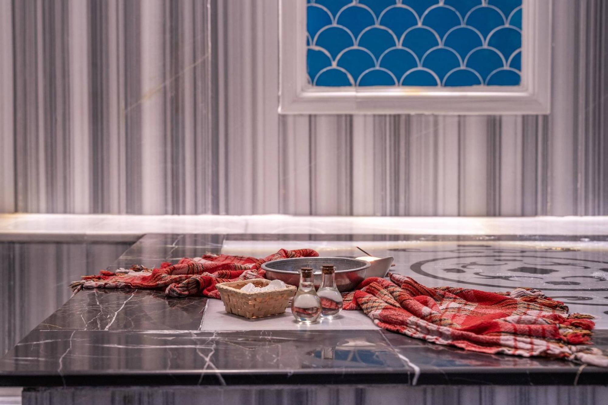 Club Aquarium Hotel & Spa غوفرجينليك المظهر الخارجي الصورة