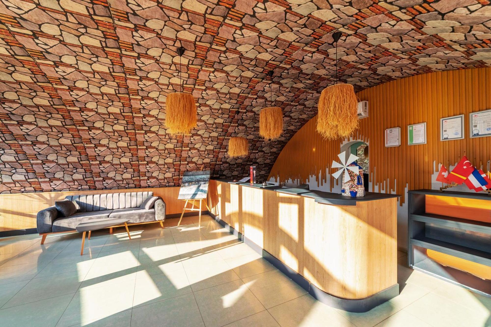 Club Aquarium Hotel & Spa غوفرجينليك المظهر الخارجي الصورة