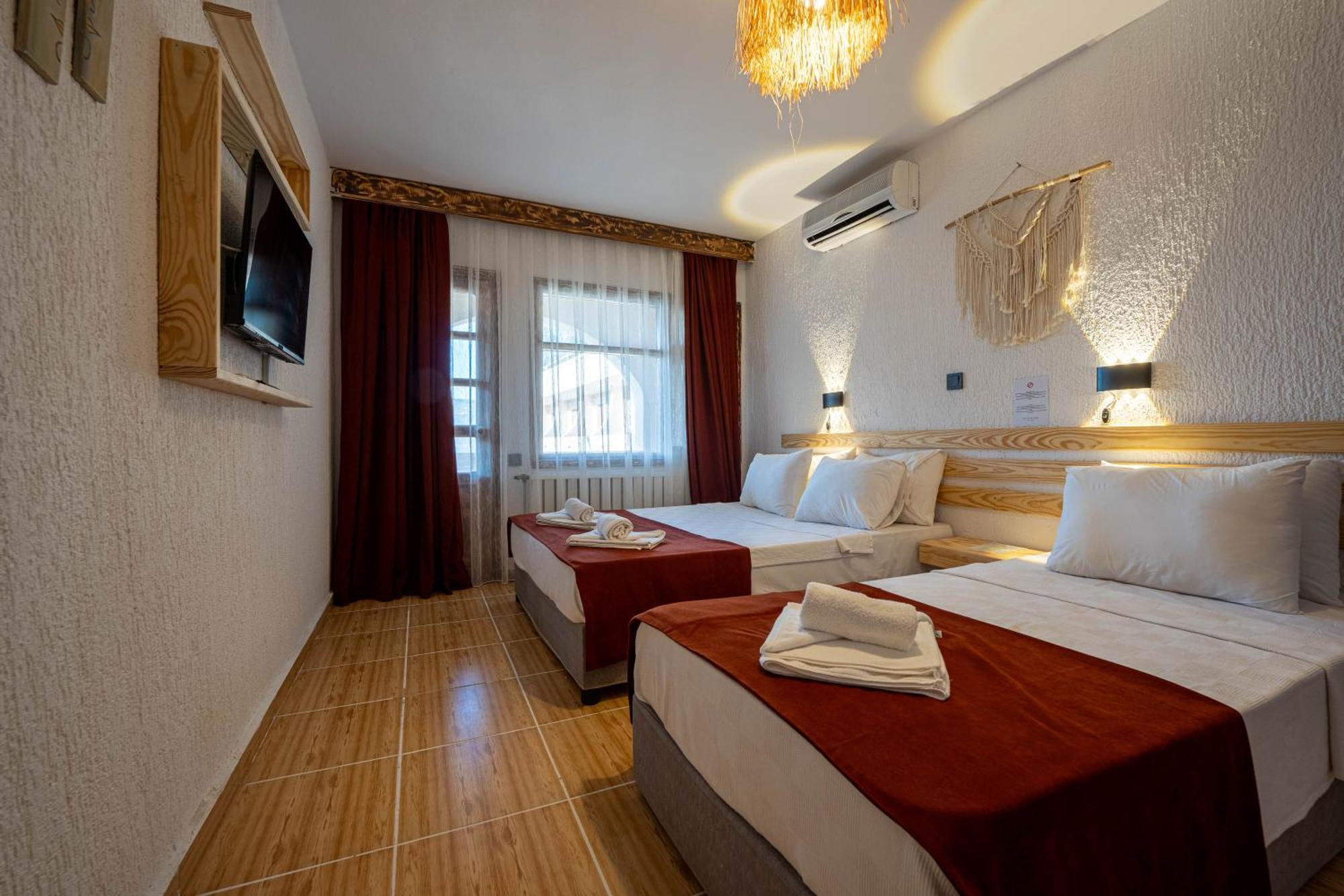 Club Aquarium Hotel & Spa غوفرجينليك المظهر الخارجي الصورة