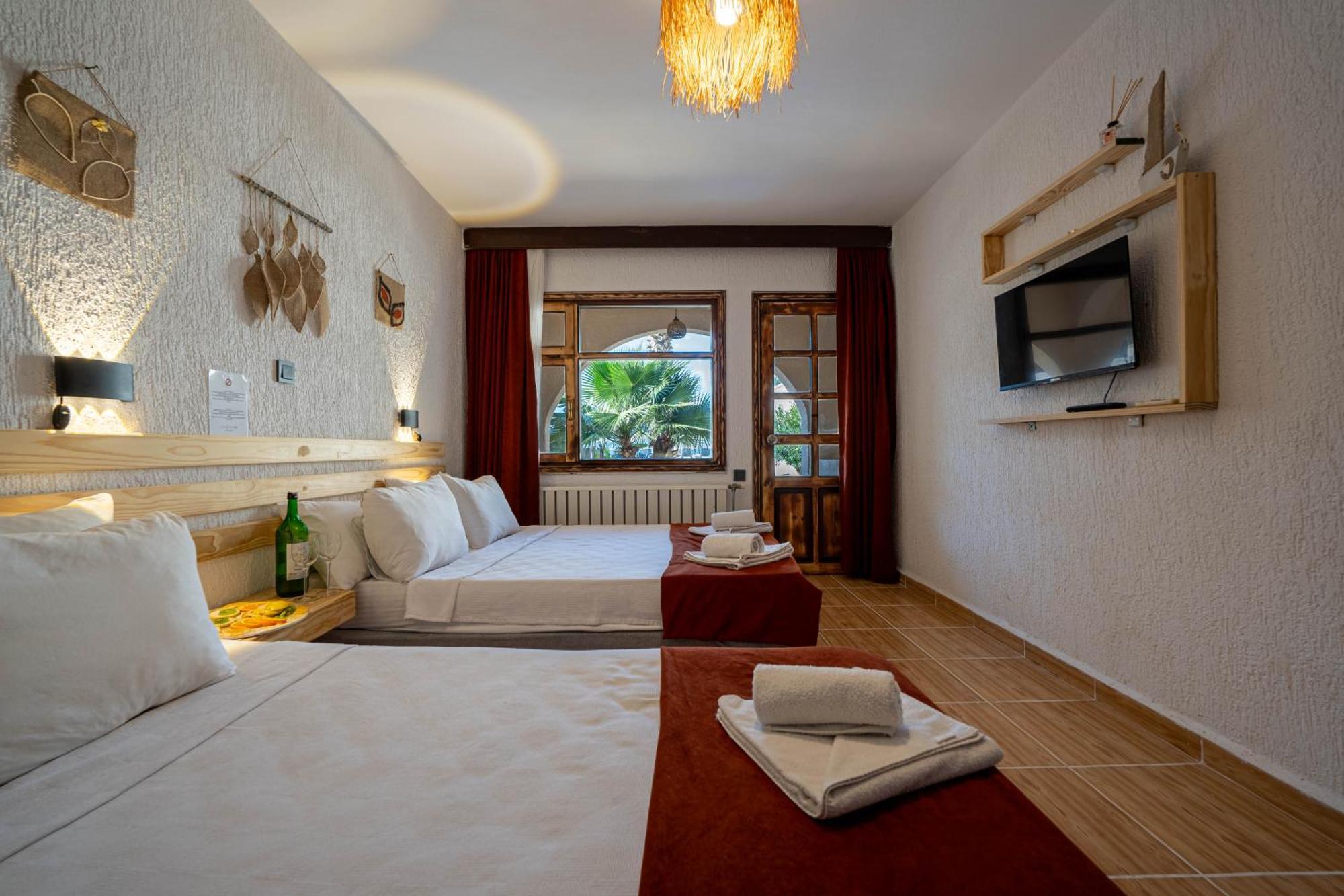 Club Aquarium Hotel & Spa غوفرجينليك المظهر الخارجي الصورة