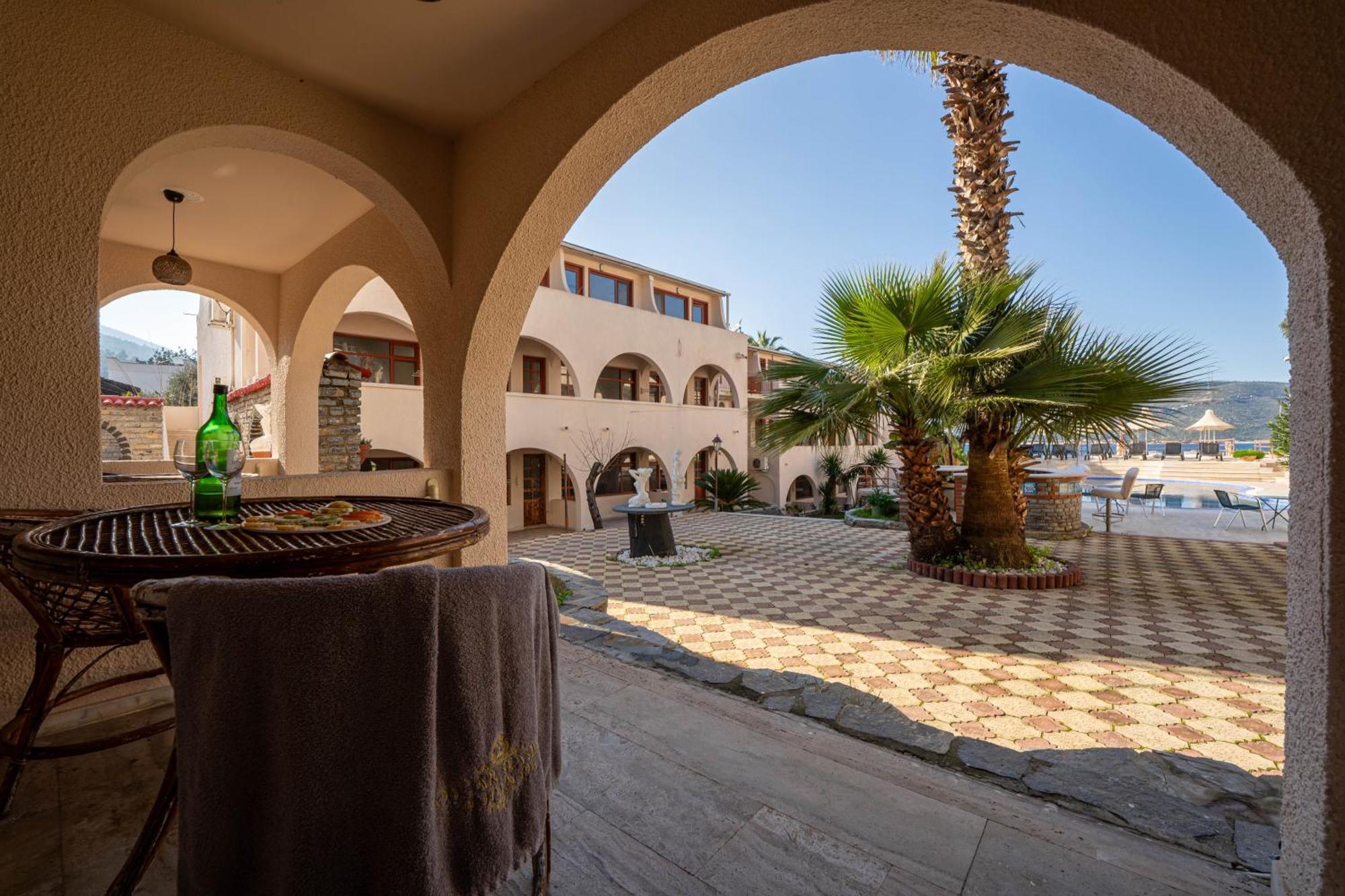 Club Aquarium Hotel & Spa غوفرجينليك المظهر الخارجي الصورة